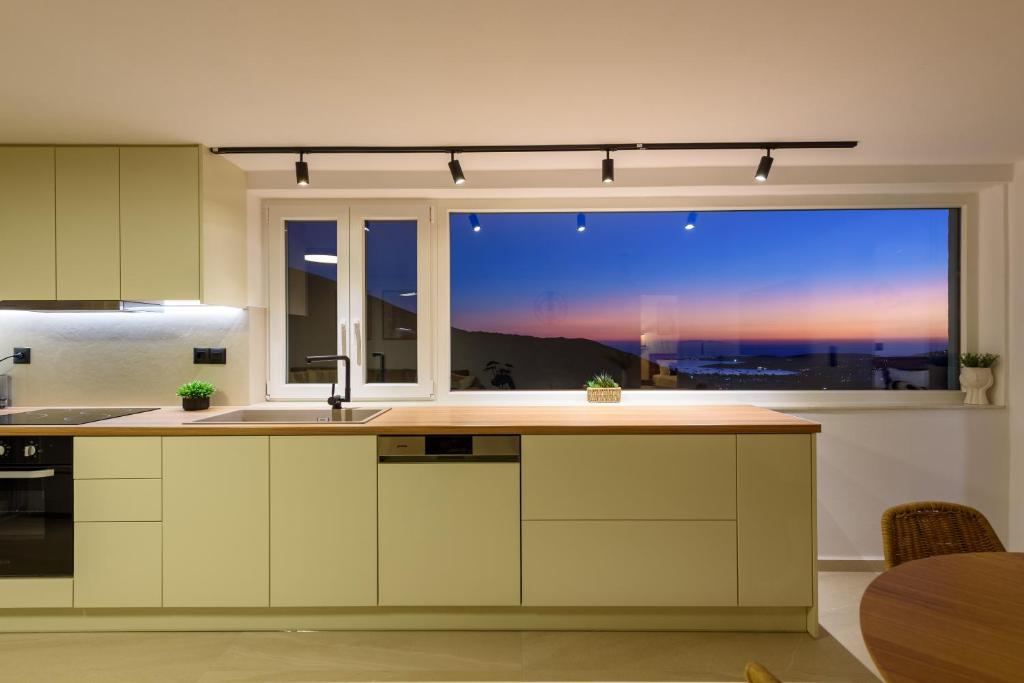 Byzantine Path Villa Kitchen View